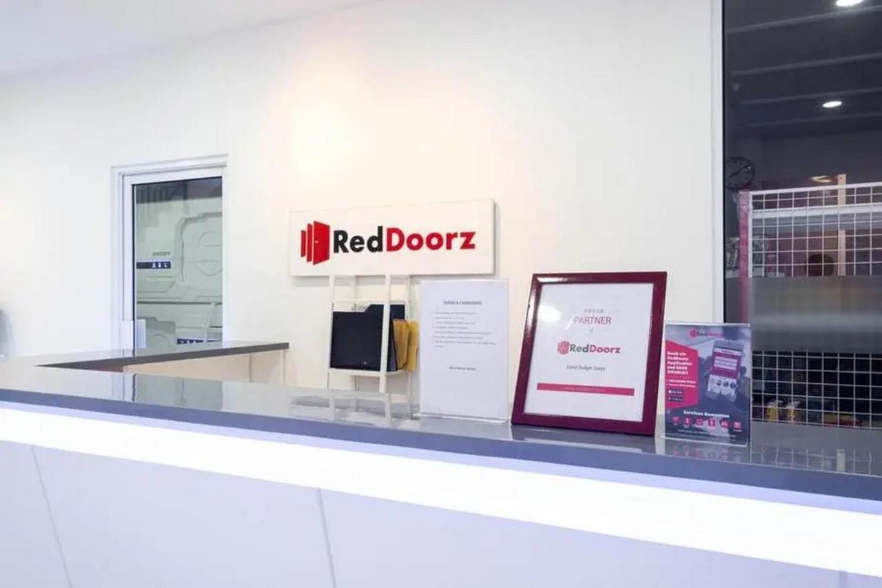 Reddoorz Hostel Near Taman Puring Jakarta Extérieur photo