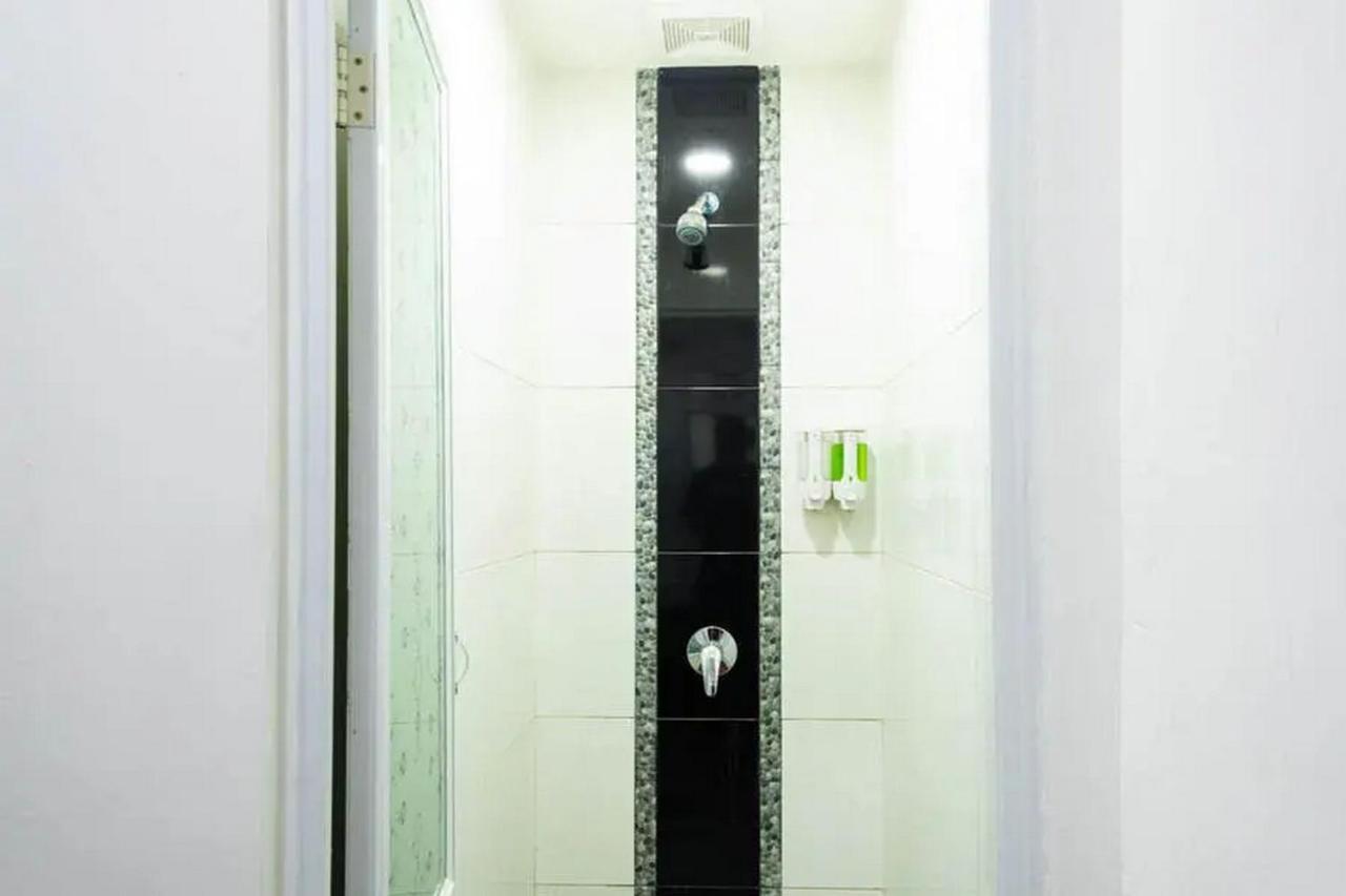 Reddoorz Hostel Near Taman Puring Jakarta Extérieur photo