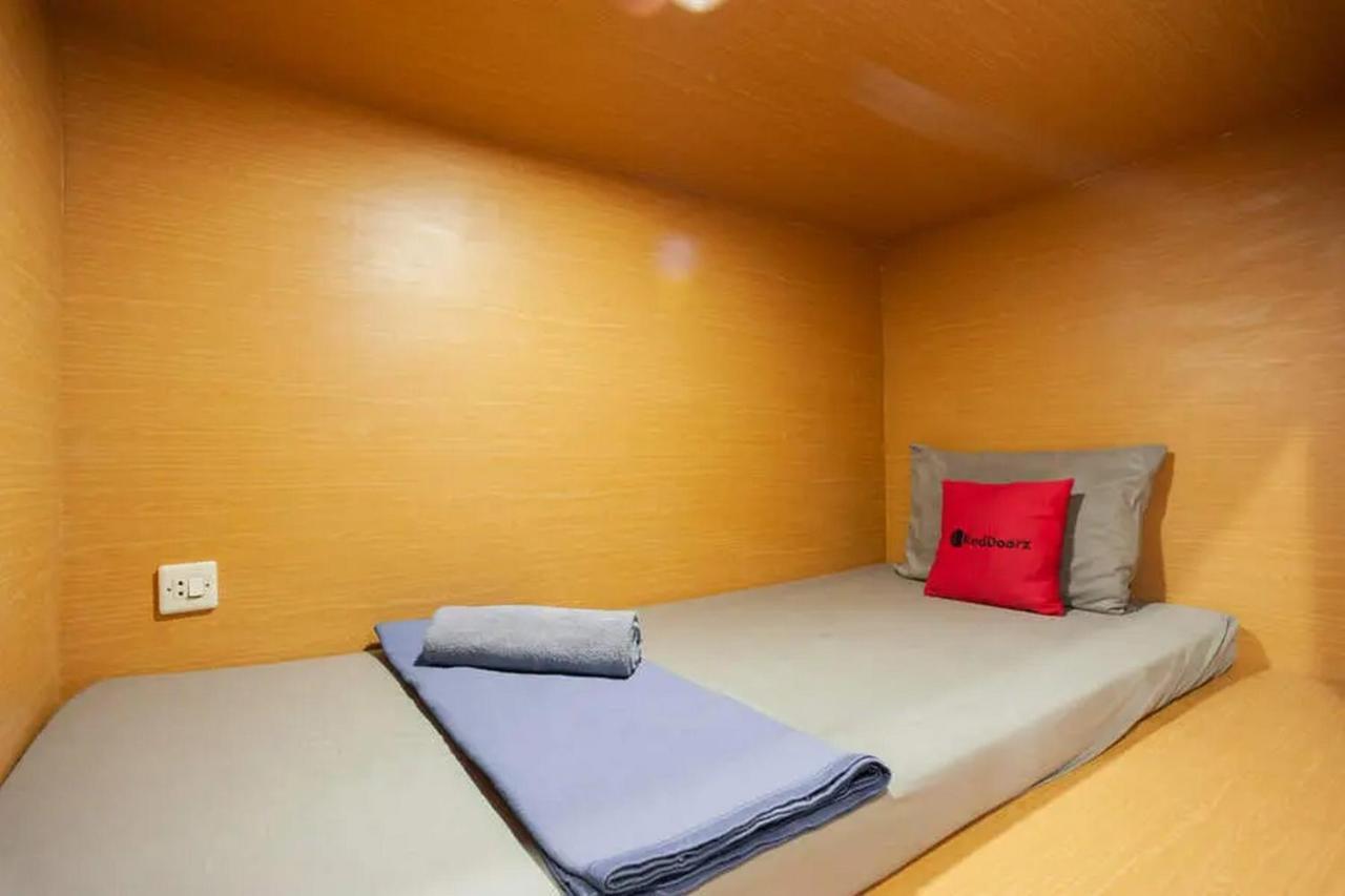 Reddoorz Hostel Near Taman Puring Jakarta Extérieur photo